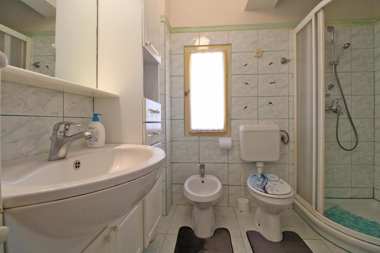 Apartment Diego 2160 Пула Екстериор снимка